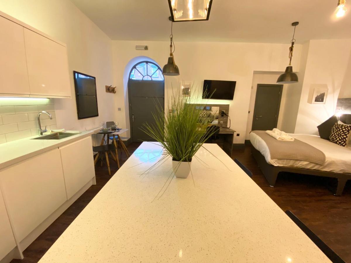 Studio At The Coach House Apartments Leeds  Dış mekan fotoğraf
